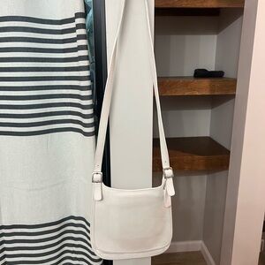 Coach Elegant White Shoulder Bag